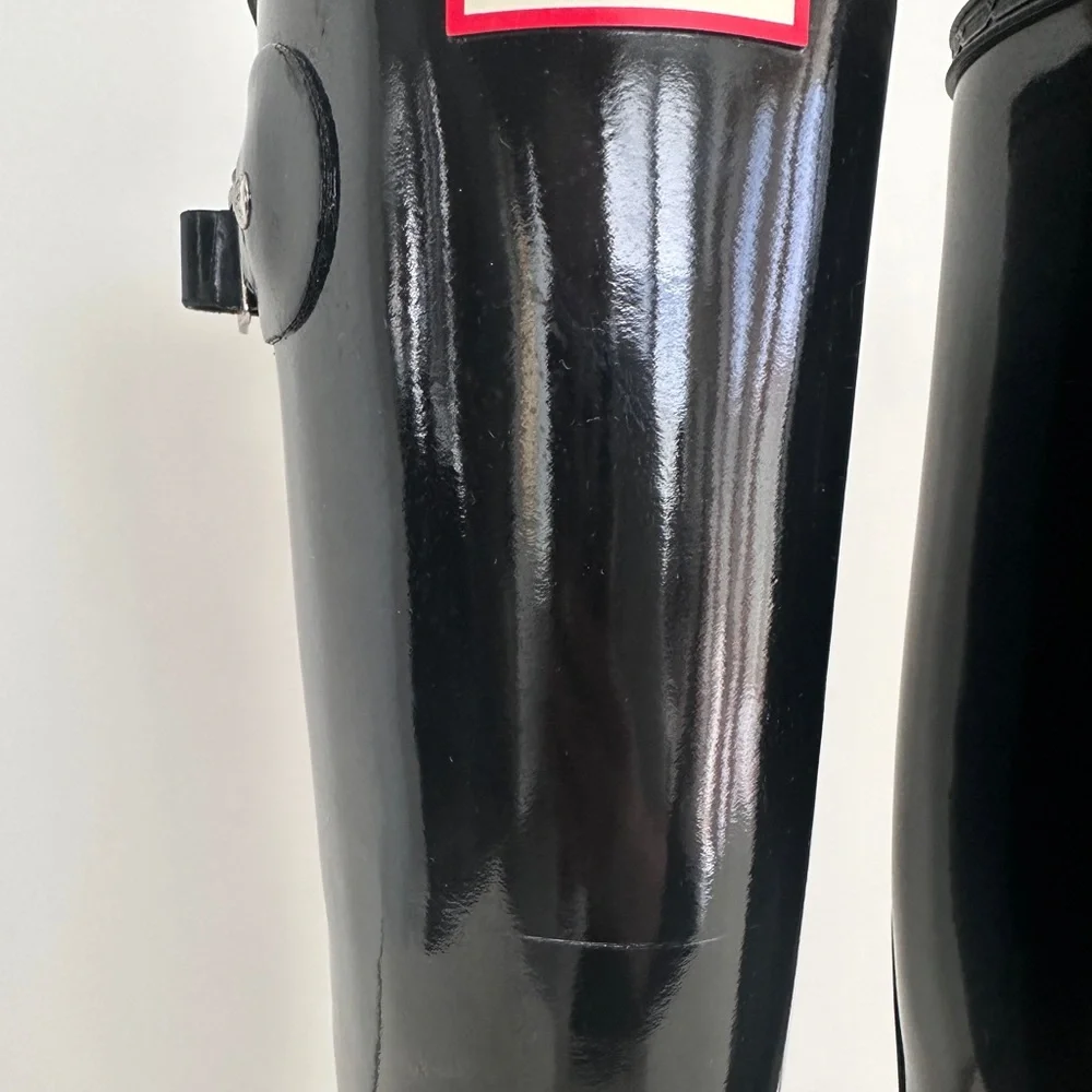 Women’s Tall Black Gloss Hunter rain boots in size 8 - Picture 15 of 15